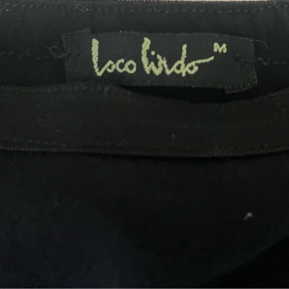 Elegant Black Women's Skirt - Picture 4 of 5